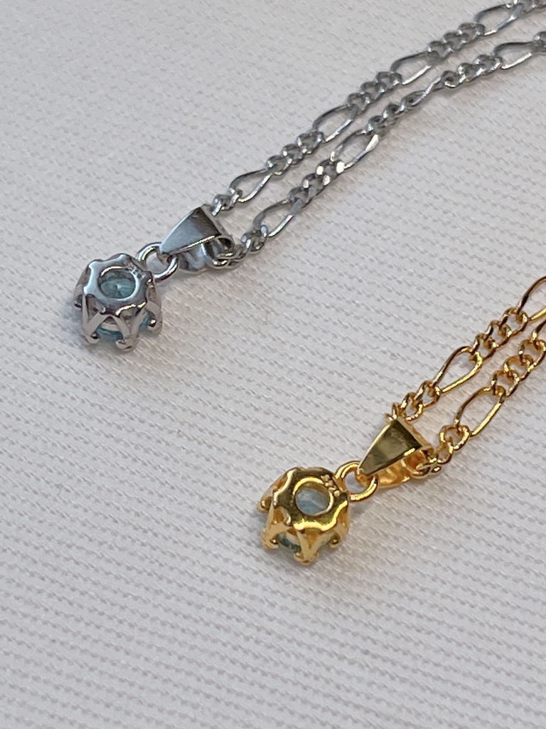 宝石質スカイブルートパーズペンダント(ゴールド)