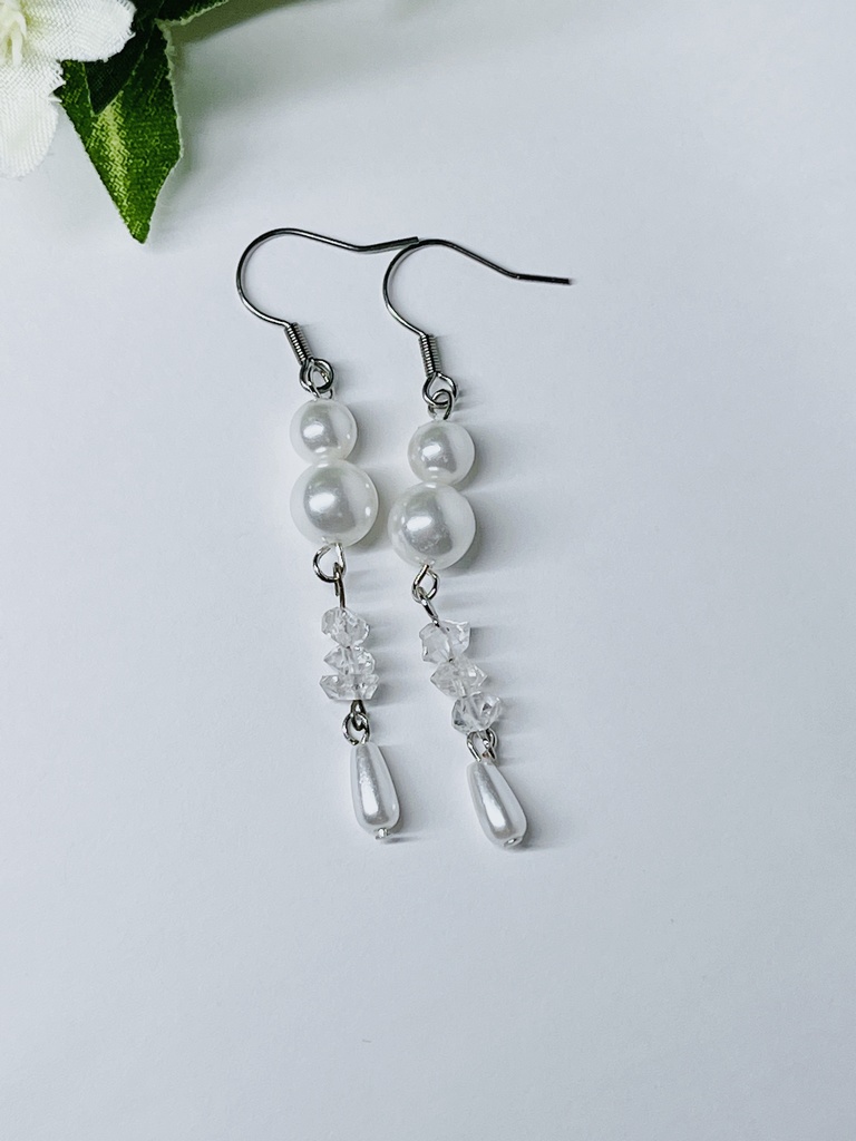 パールとハーキマーダイヤモンドAAAラフロックピアス