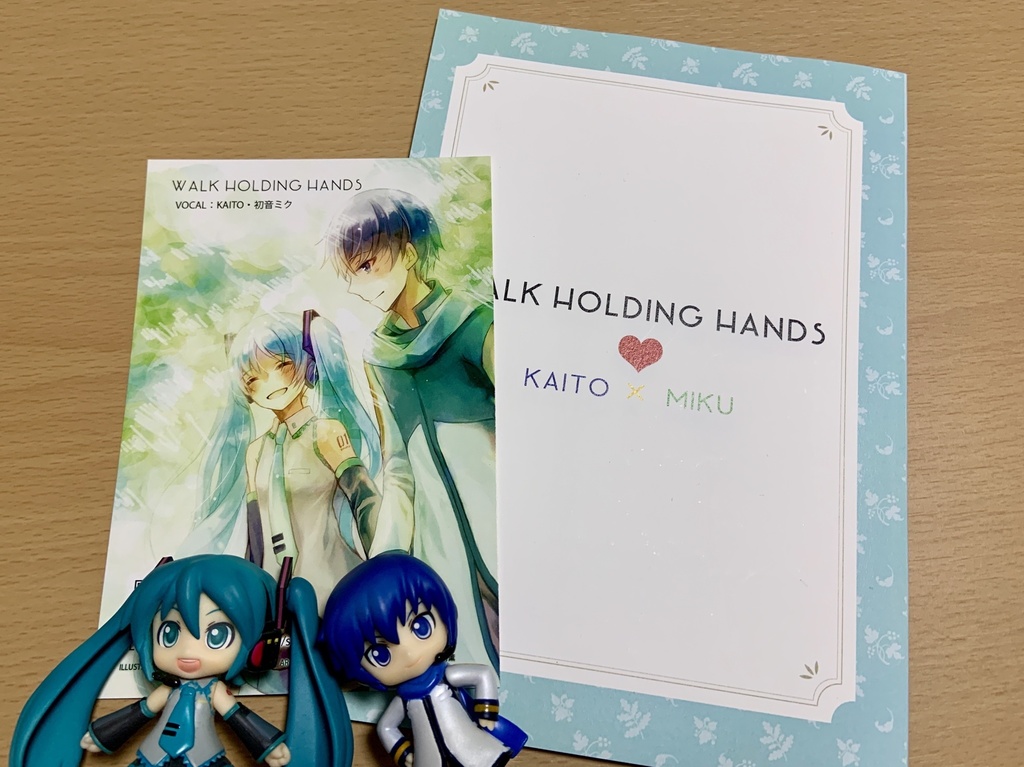 WALK HOLDING HANDS 小説本&楽曲セット