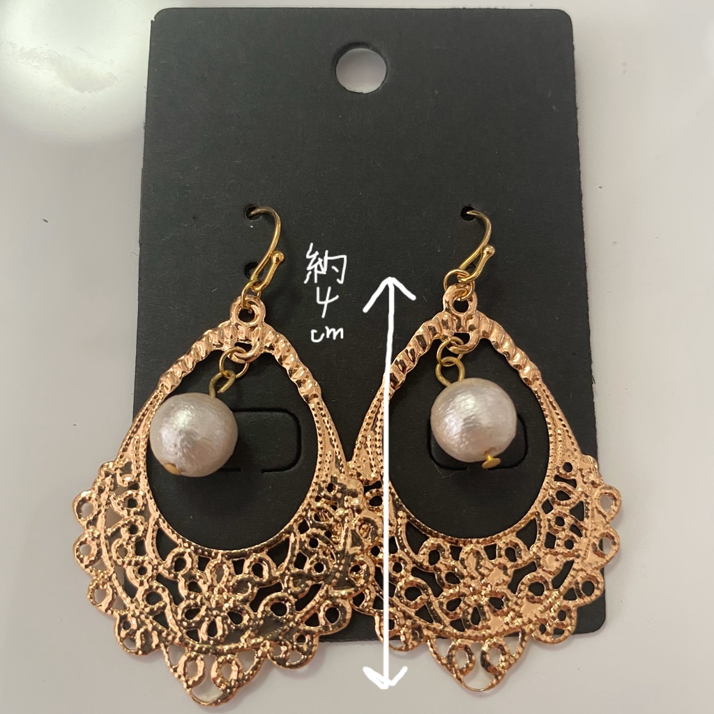 ゴールドフックピアス