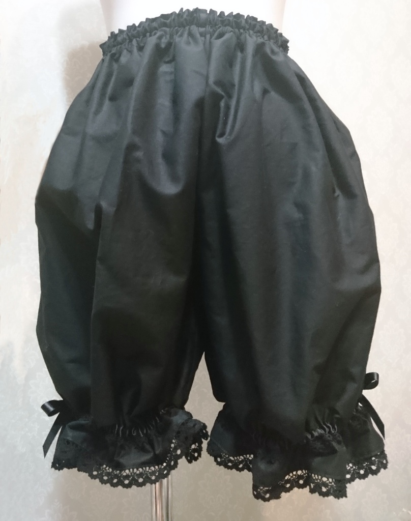 トーションレースの黒ドロワーズ