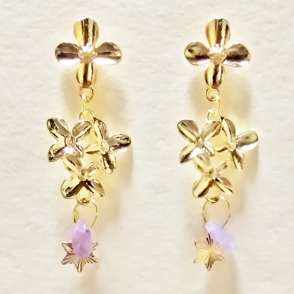 ライラックっぽいお花とお星さまのピアス