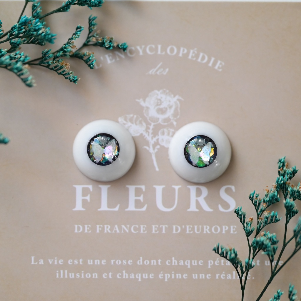 レジンアイ　グリーンバタフライ18mm(9)No.71