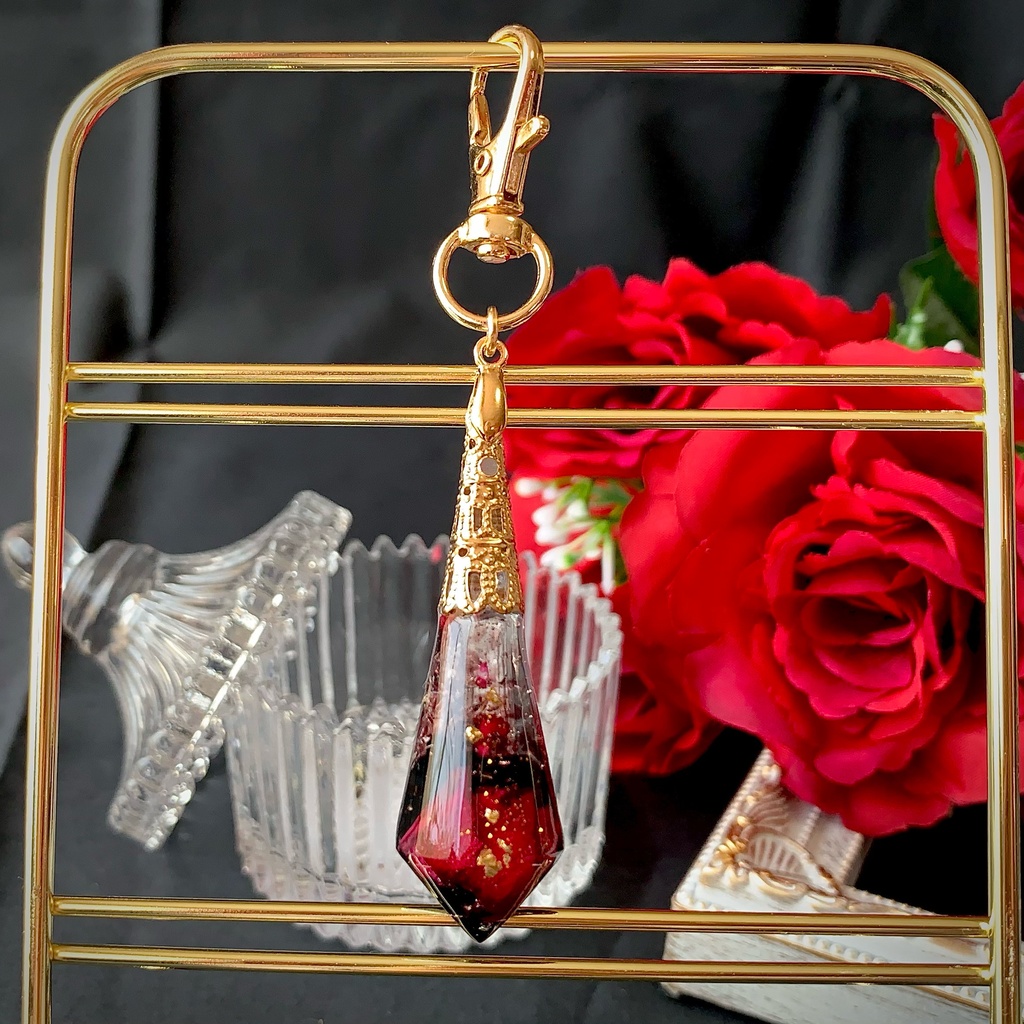 ローズペンデュラムのネックレス/チャーム