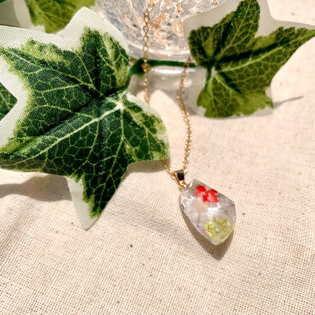 水槽ひとかけら ネックレス