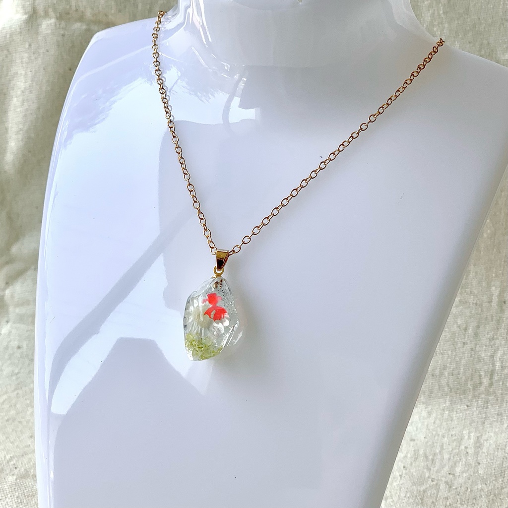 水槽ひとかけら ネックレス