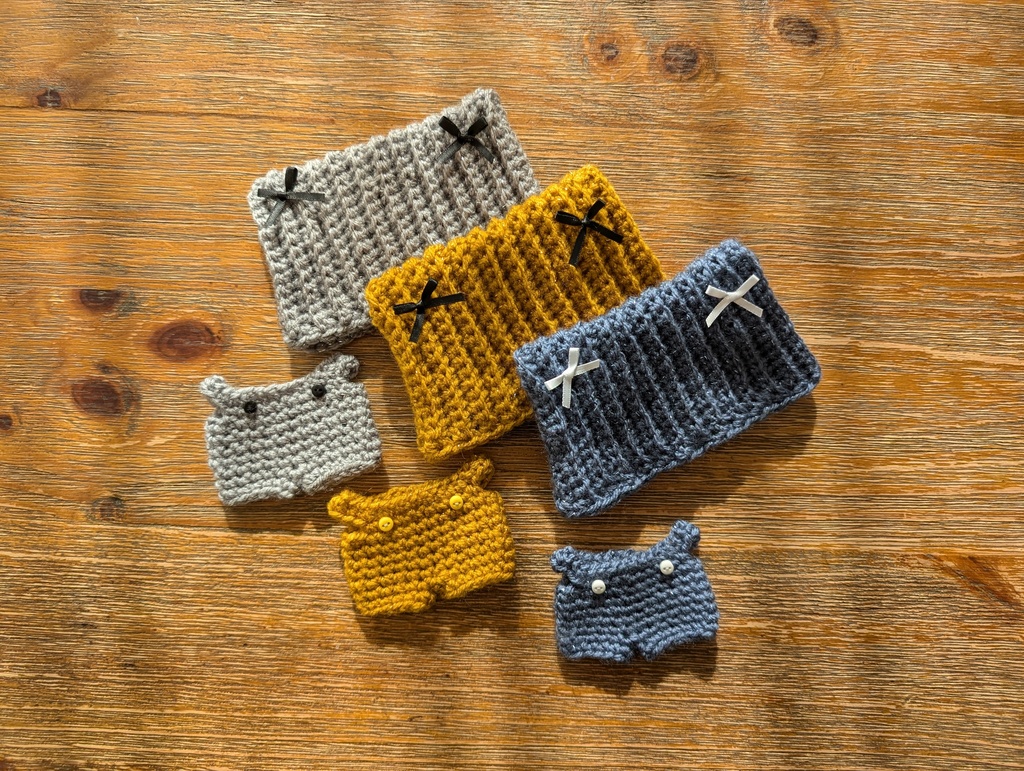 ねこちゃんビーニーとサロペット