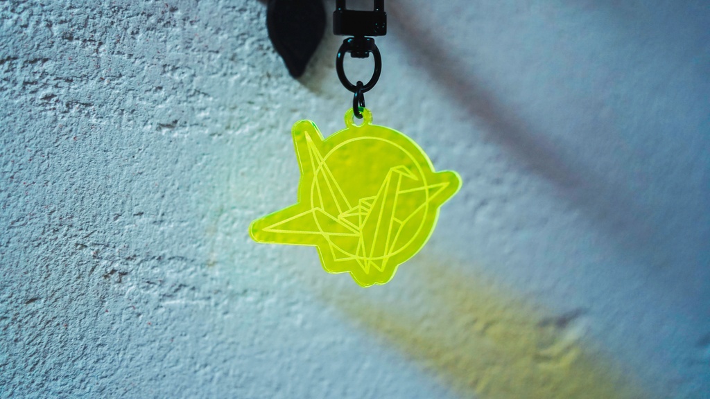 KAKURIYO key charm "crane" fluorescent green