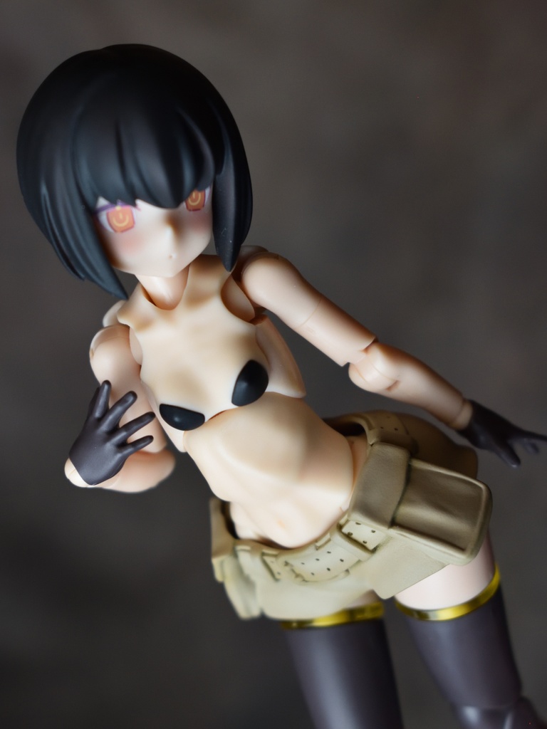 メガミデバイス PUNI☆MOFU用ボディパーツ AA (ブラック)プラス ミリタリースカート+ショートボブ