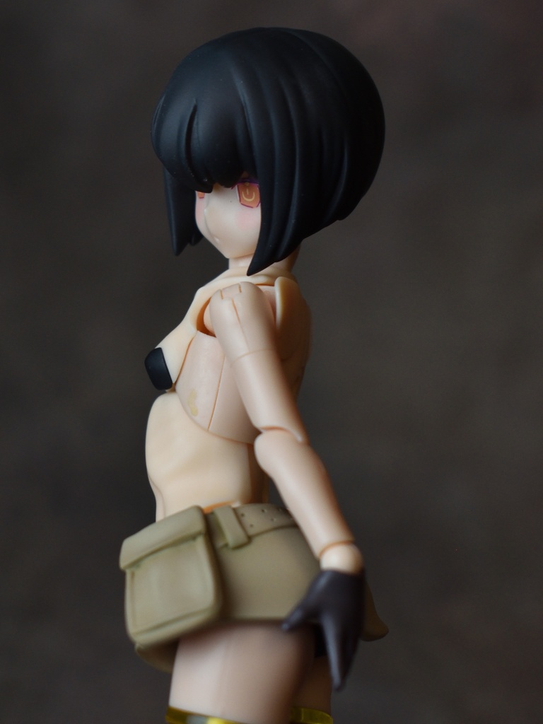 メガミデバイス PUNI☆MOFU用ボディパーツ AA (ブラック)プラス ミリタリースカート+ショートボブ