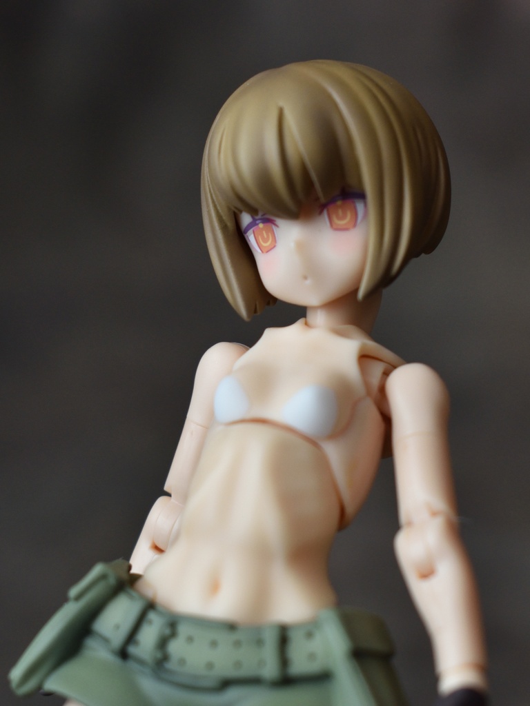 メガミデバイス PUNI☆MOFU用ボディパーツ AA (ホワイト)プラス ミリタリースカート+ショートボブ