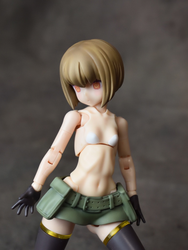 メガミデバイス PUNI☆MOFU用ボディパーツ AA (ホワイト)プラス ミリタリースカート+ショートボブ