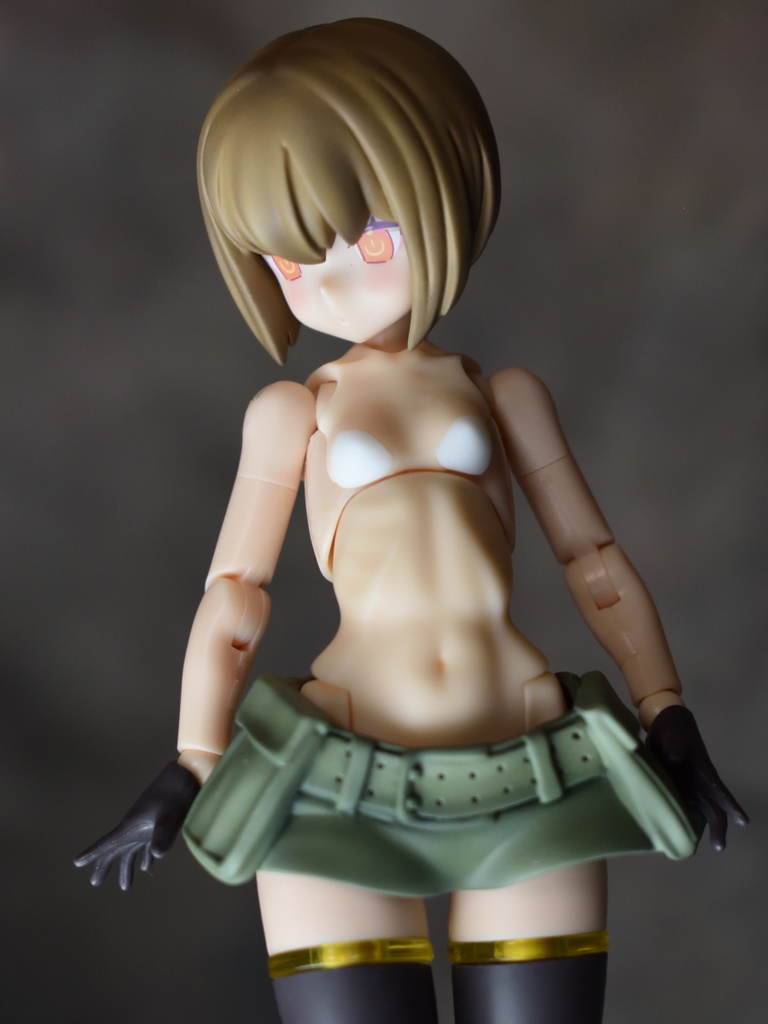 メガミデバイス PUNI☆MOFU用ボディパーツ AA (ホワイト)プラス ミリタリースカート+ショートボブ