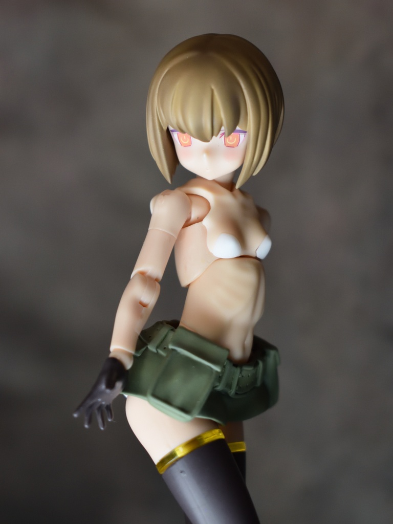 メガミデバイス PUNI☆MOFU用ボディパーツ AA (ホワイト)プラス ミリタリースカート+ショートボブ