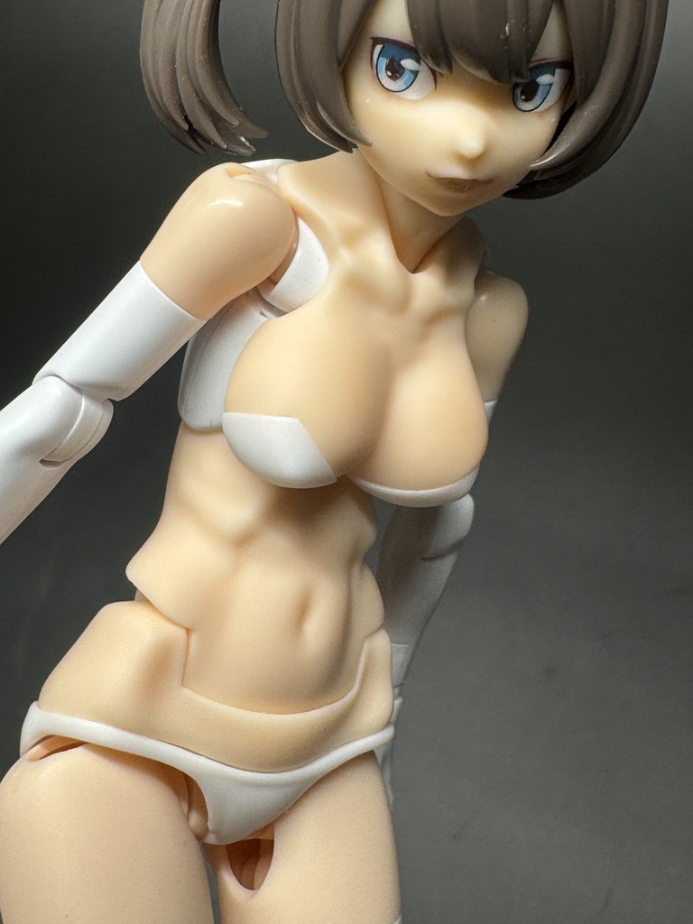 メガミデバイス バスタードール用ボディパーツ C(ホワイト) ◆プラス ミリタリースカート+ショートボブ