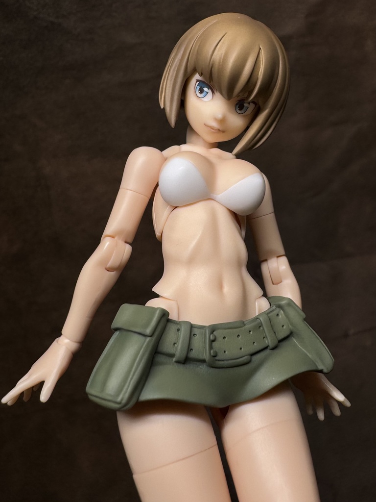 メガミデバイス バスタードール用ボディパーツ C(ホワイト) ◆プラス ミリタリースカート+ショートボブ