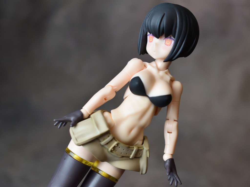 メガミデバイス PUNI☆MOFU用ボディパーツ C (ブラック)プラス ミリタリースカート+ショートボブ