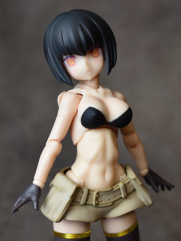 メガミデバイス PUNI☆MOFU用ボディパーツ C (ブラック)プラス ミリタリースカート+ショートボブ