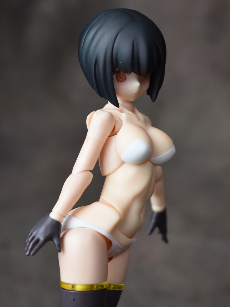 メガミデバイス PUNI☆MOFU用ボディパーツ C (ホワイト)プラス ミリタリースカート+ショートボブ