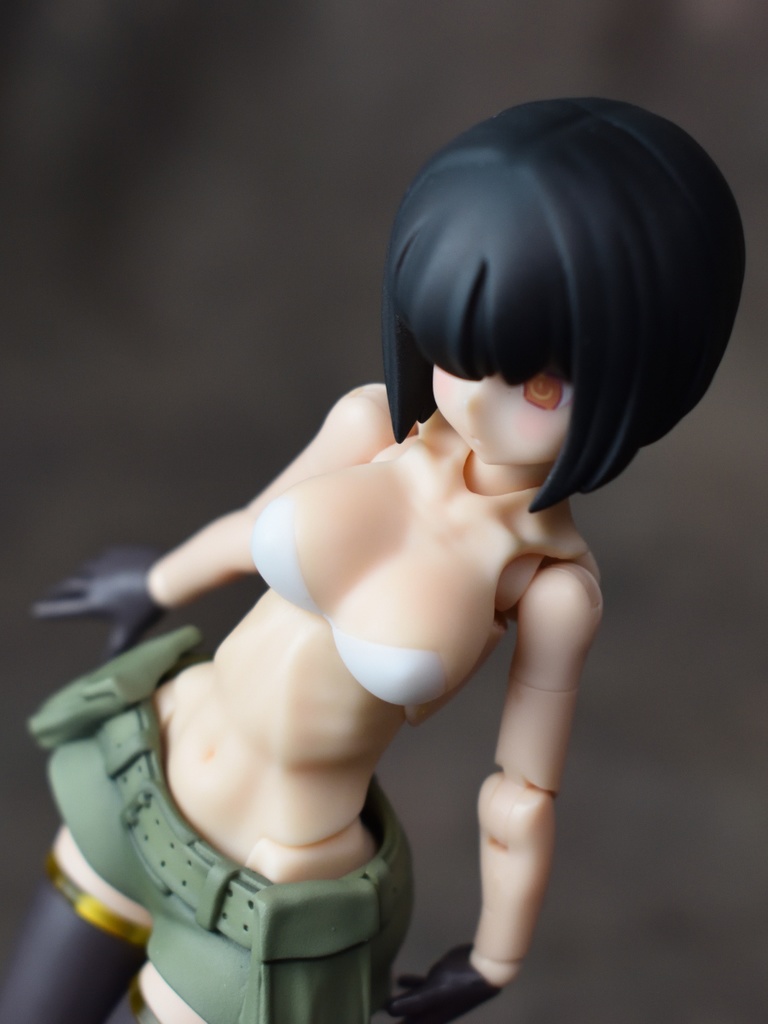 メガミデバイス PUNI☆MOFU用ボディパーツ C (ホワイト)プラス ミリタリースカート+ショートボブ