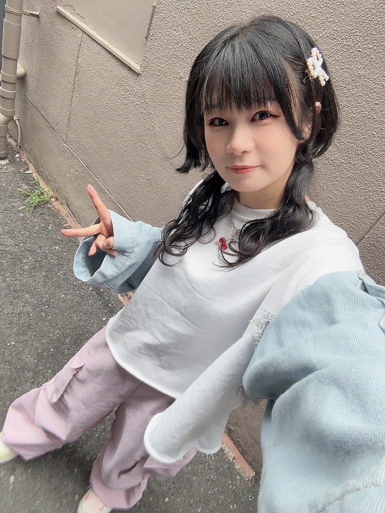 チェキ📸8/13(水)☀️🌙リリ唄DVD上映会