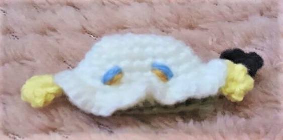 リストぎょうなピンバッジ