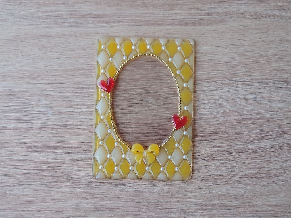 キルティング風硬質ケース