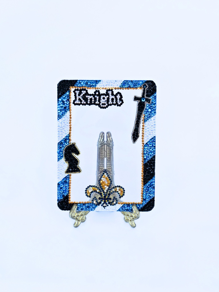 硬質ケース デコ B8 Knightsイメージ