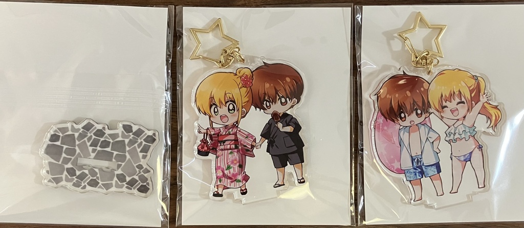 アクリルスタンド水着ver.+浴衣ver.セット