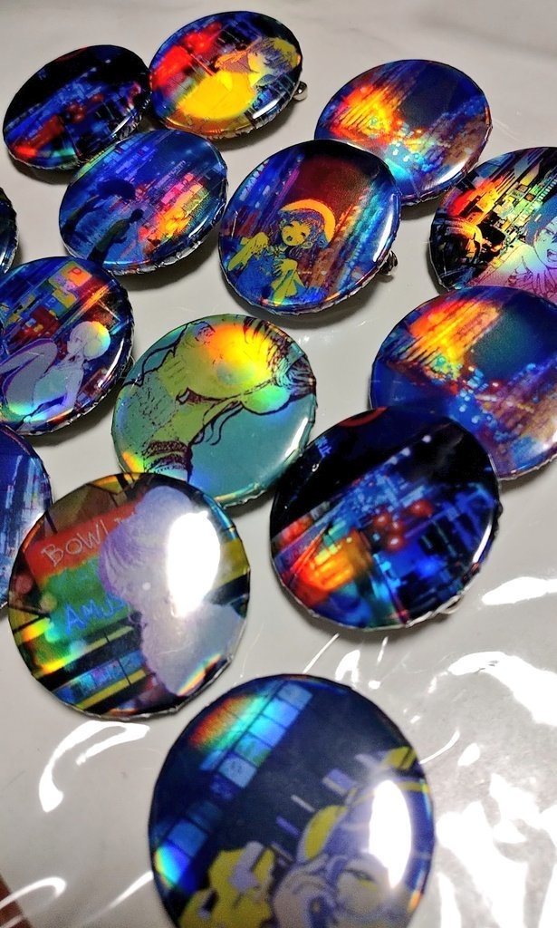 オーロラメタリック缶バッジ