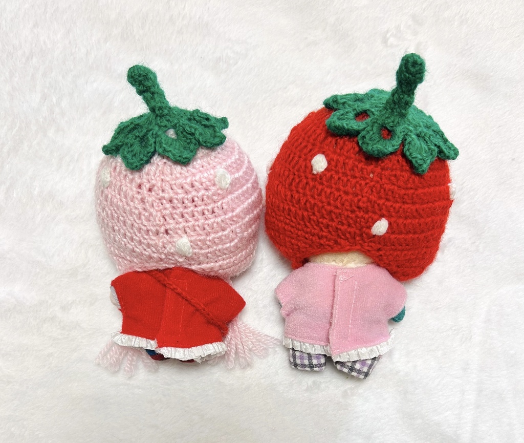 クッソいちごな帽子①大(赤、ピンク)