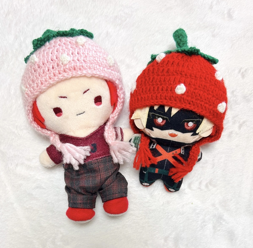 クッソいちごな帽子①大(赤、ピンク)