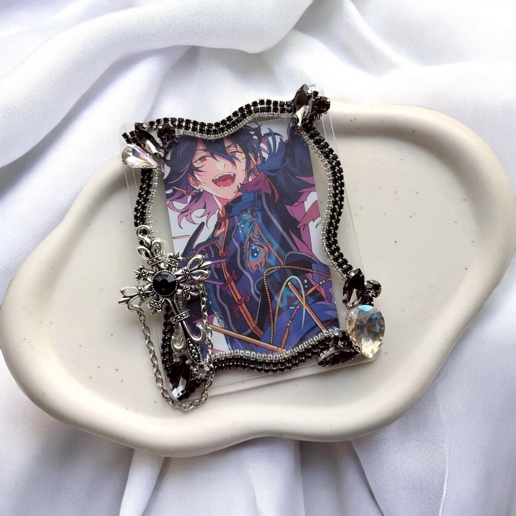 【一点限定】世界観を纏う推しのための展示用トレカケース（写真映え重視）vol.8