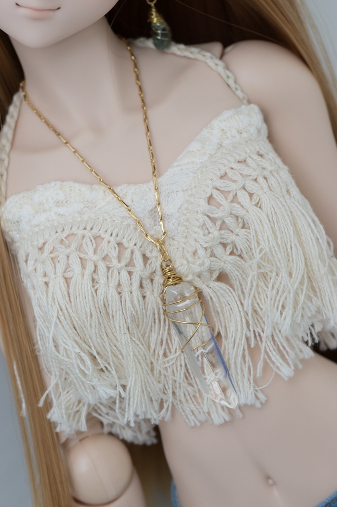 氷柱型水晶のペンダント