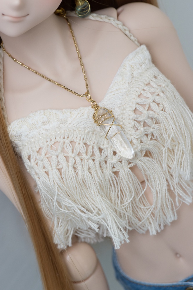 氷柱型水晶のペンダント