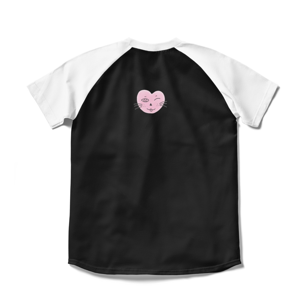 まるーいハートねこのラグランTシャツ ブラック・黒×ホワイト・白
