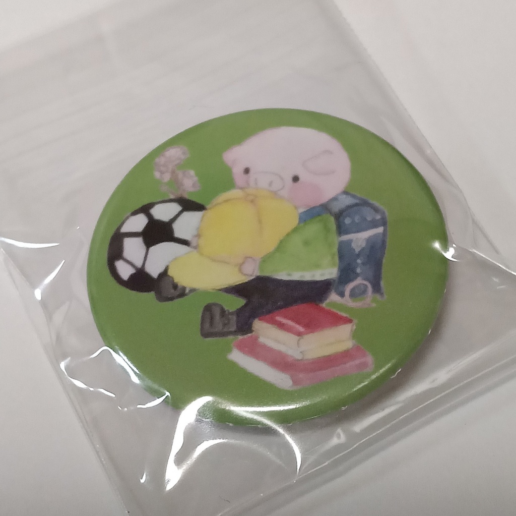 こぶたの缶バッジ