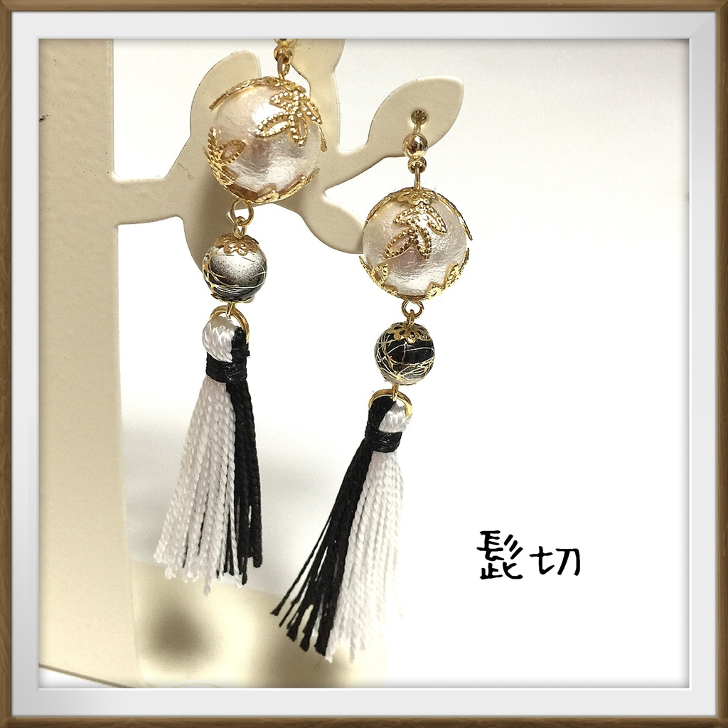 【刀剣乱舞イメージ】コットンパール☆タッセルピアス
