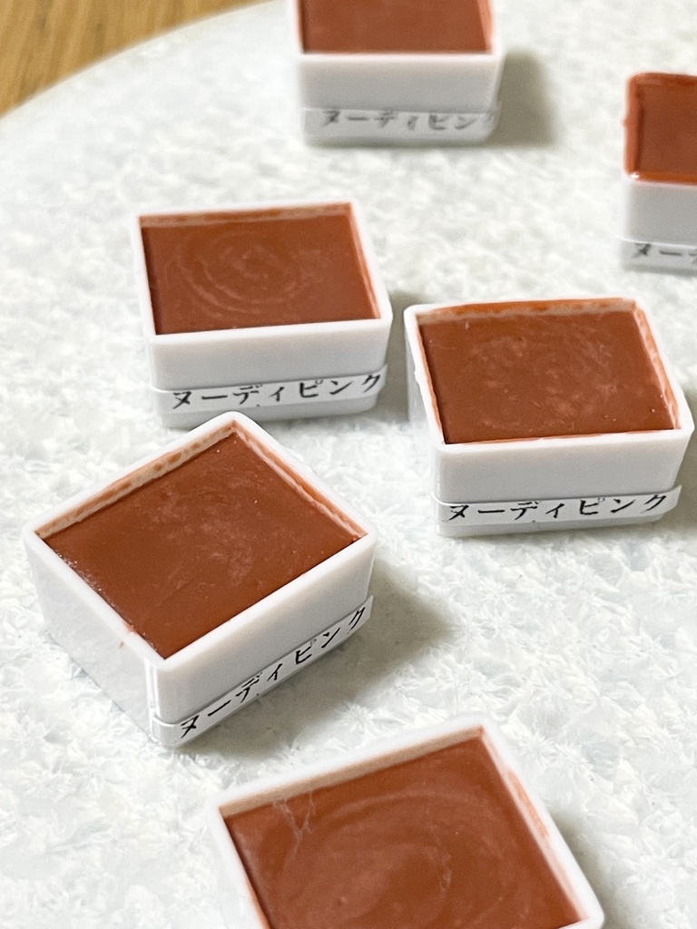 ヌーディピンク