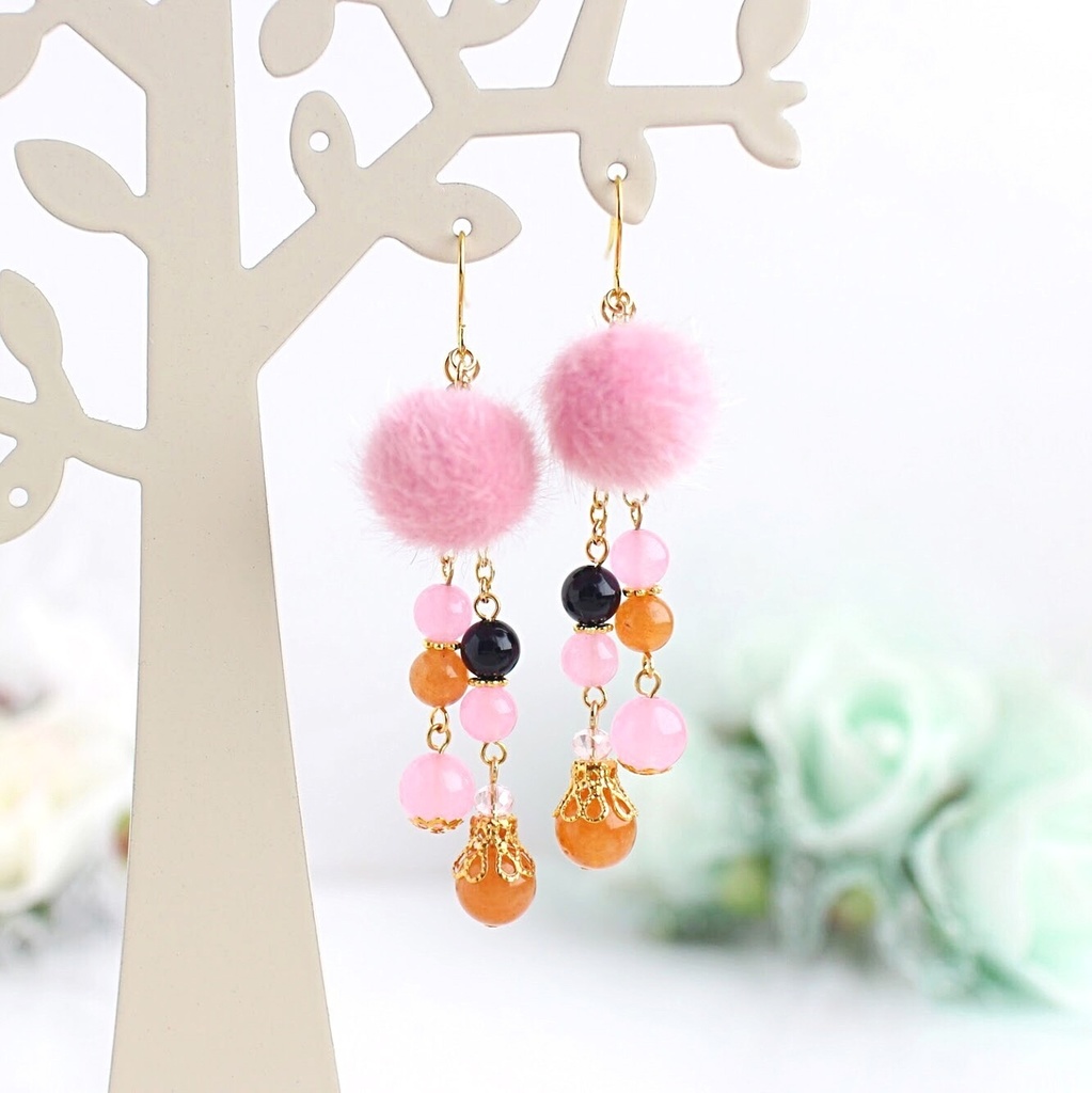 【wrwrd!】 メンバーイメージ天然石ピアスorイヤリング(ファータイプ)