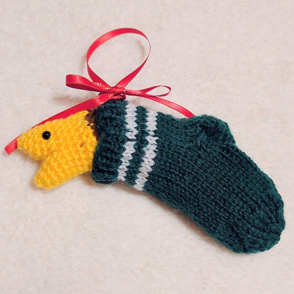 くつしたうつぼ（緑地に白ダブルライン）