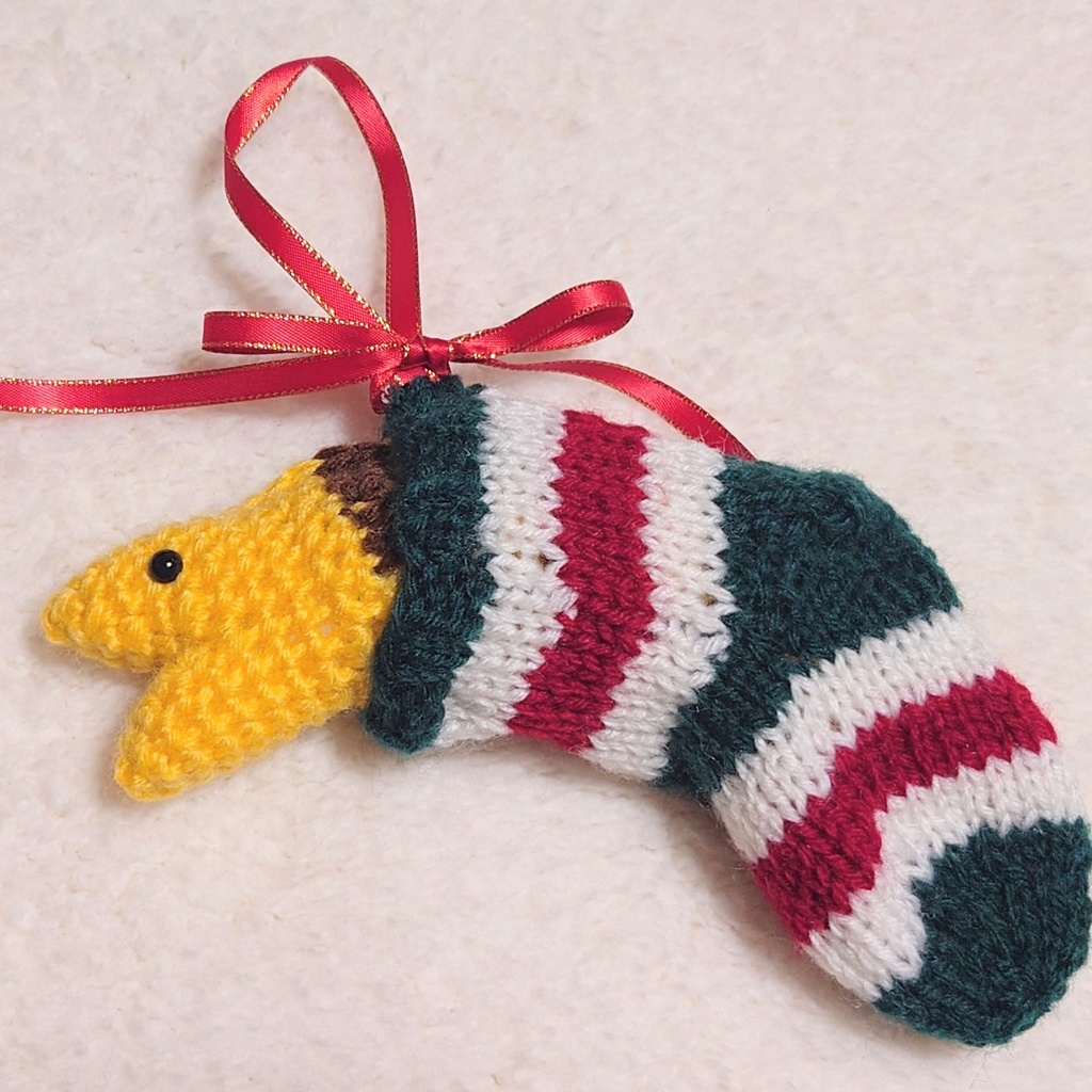 くつしたうつぼ（白緑赤ボーダー）