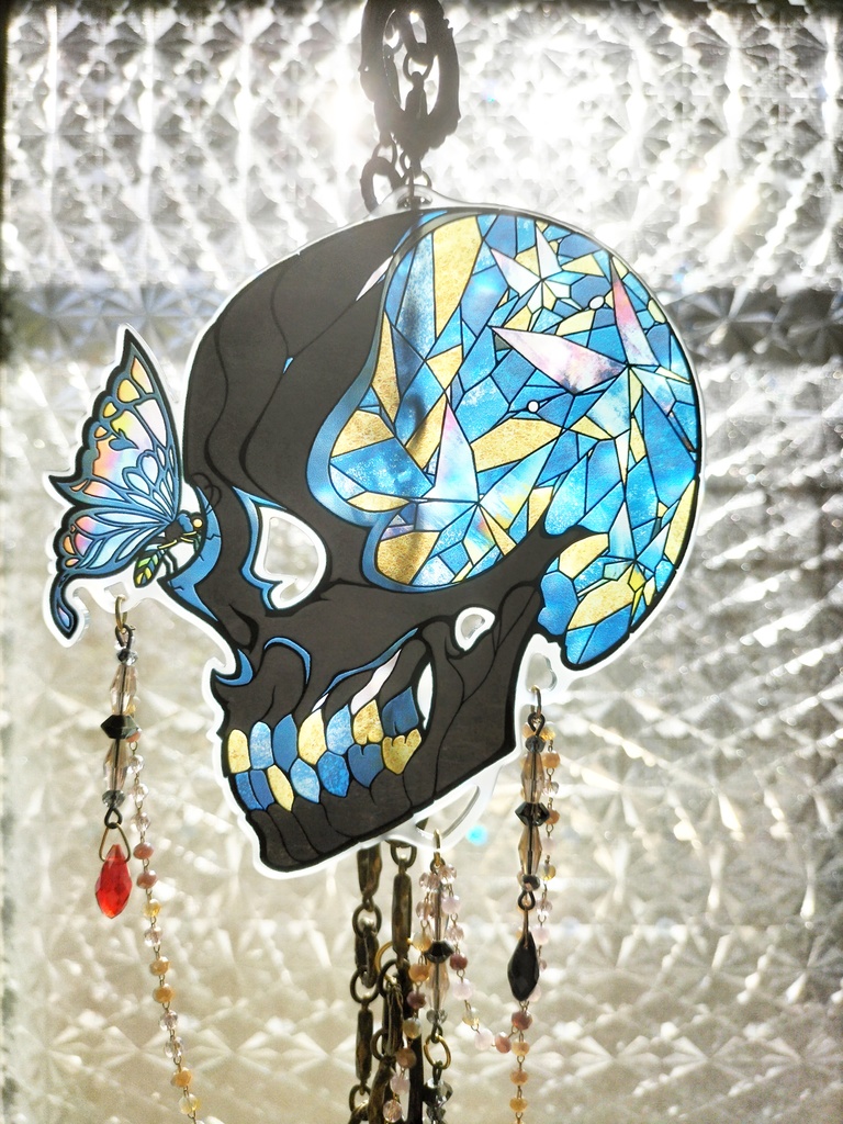 ステンドグラス風骸骨アクキー