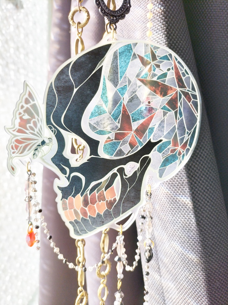 ステンドグラス風骸骨アクキー