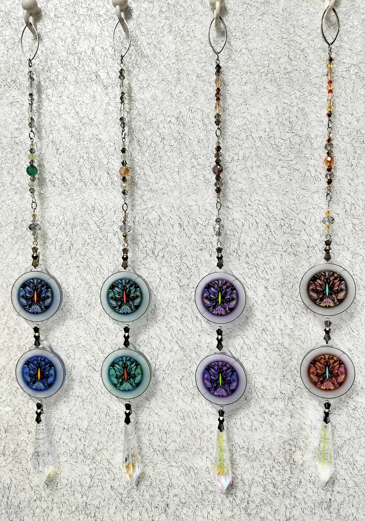 ステンドグラス風アクリルサンキャッチャー「蝶瞳」