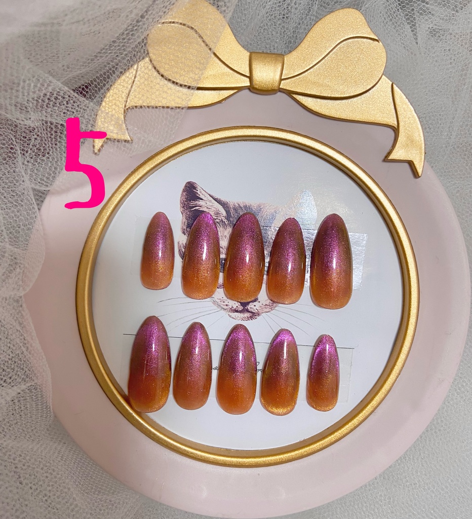 瞳イメージネイルチップ