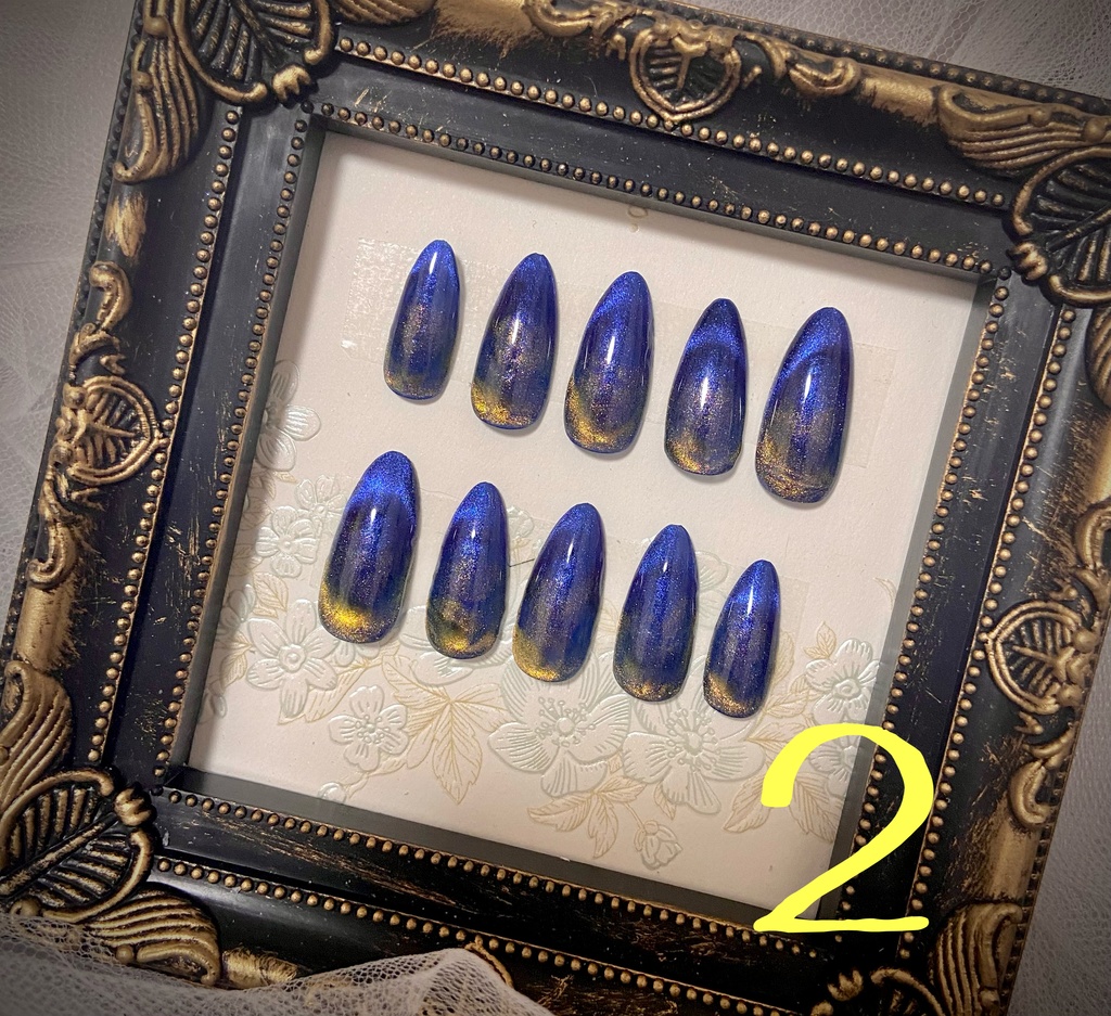 瞳イメージネイルチップ