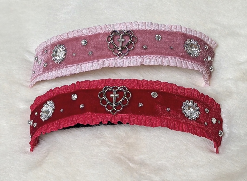 ベルベットカチューシャ