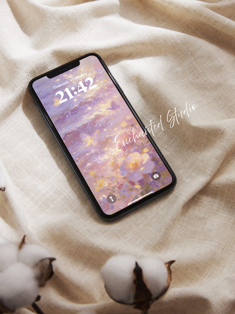 【スマホ壁紙】光輝く「星海と蝶」|運気転換・チャンスを引き寄せる