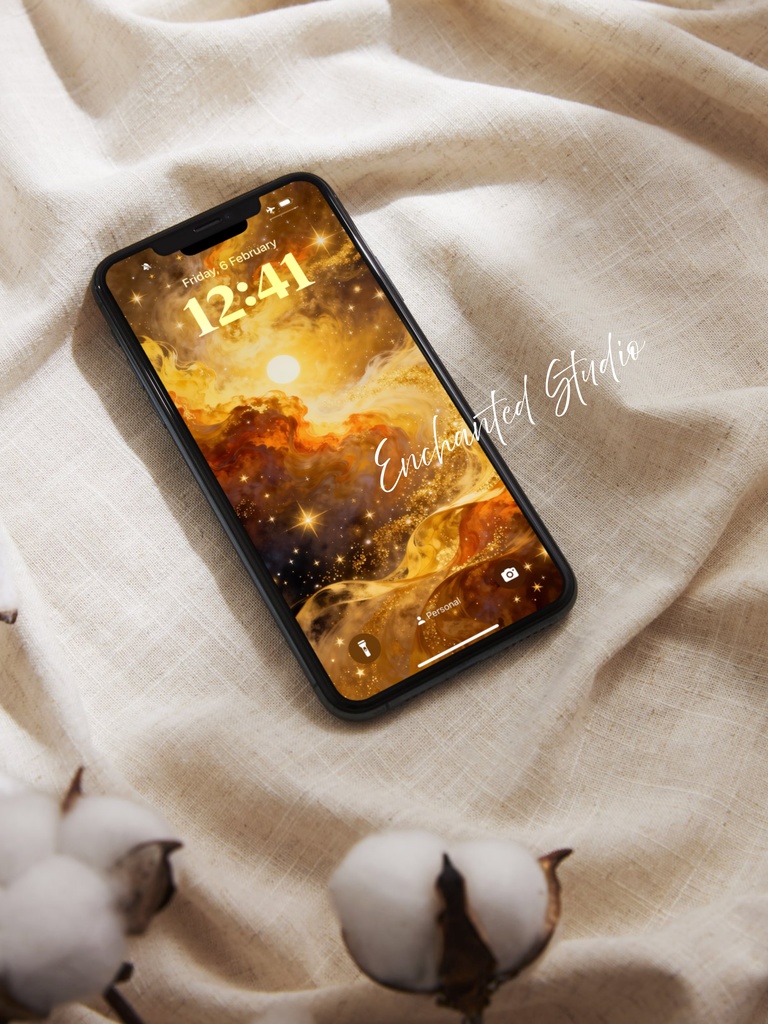 【スマホ壁紙】黄金に輝く「豊穣の星雲」|金運上昇・成功の引き寄せ